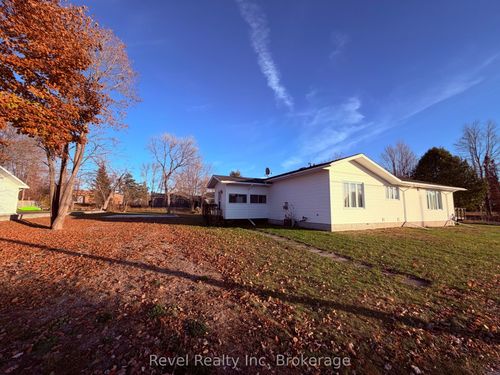 391 Mattawan St, Mattawa, ON, P0H1V0 | Card Image