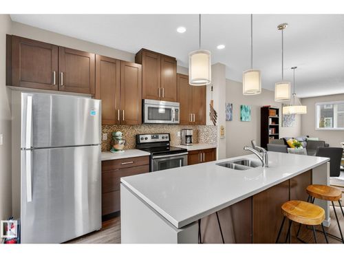 74-320 Secord Blvd Nw, Edmonton, AB, T5T7E8 | Card Image