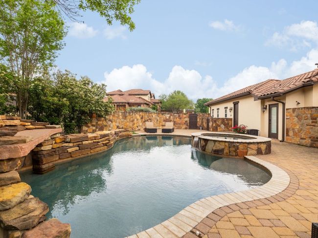 3701 Pappys Way, House other with 4 bedrooms, 5 bathrooms and 6 parking in Austin TX | Image 25