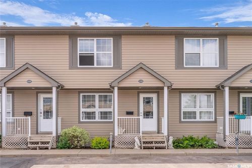 124-700 2nd Avenue S, Martensville, SK, S0K2T0 | Card Image