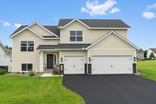 1581 Philipp Way, Shakopee, MN, 55379-3119 | Card Image