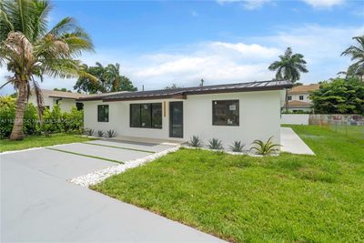 348 Ne 117th St, House other with 5 bedrooms, 3 bathrooms and null parking in Miami FL | Image 2