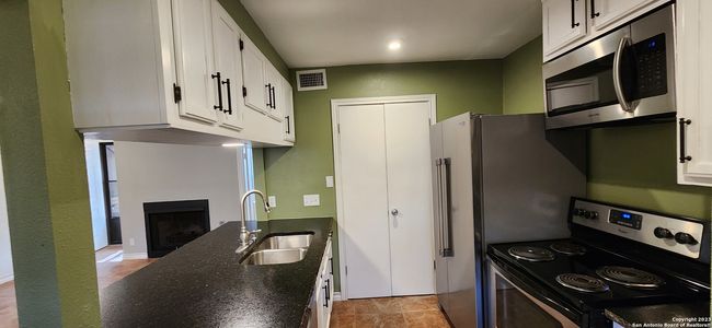 APT-59 - 8611 Datapoint Dr, Condo with 1 bedrooms, 1 bathrooms and null parking in San Antonio TX | Image 4