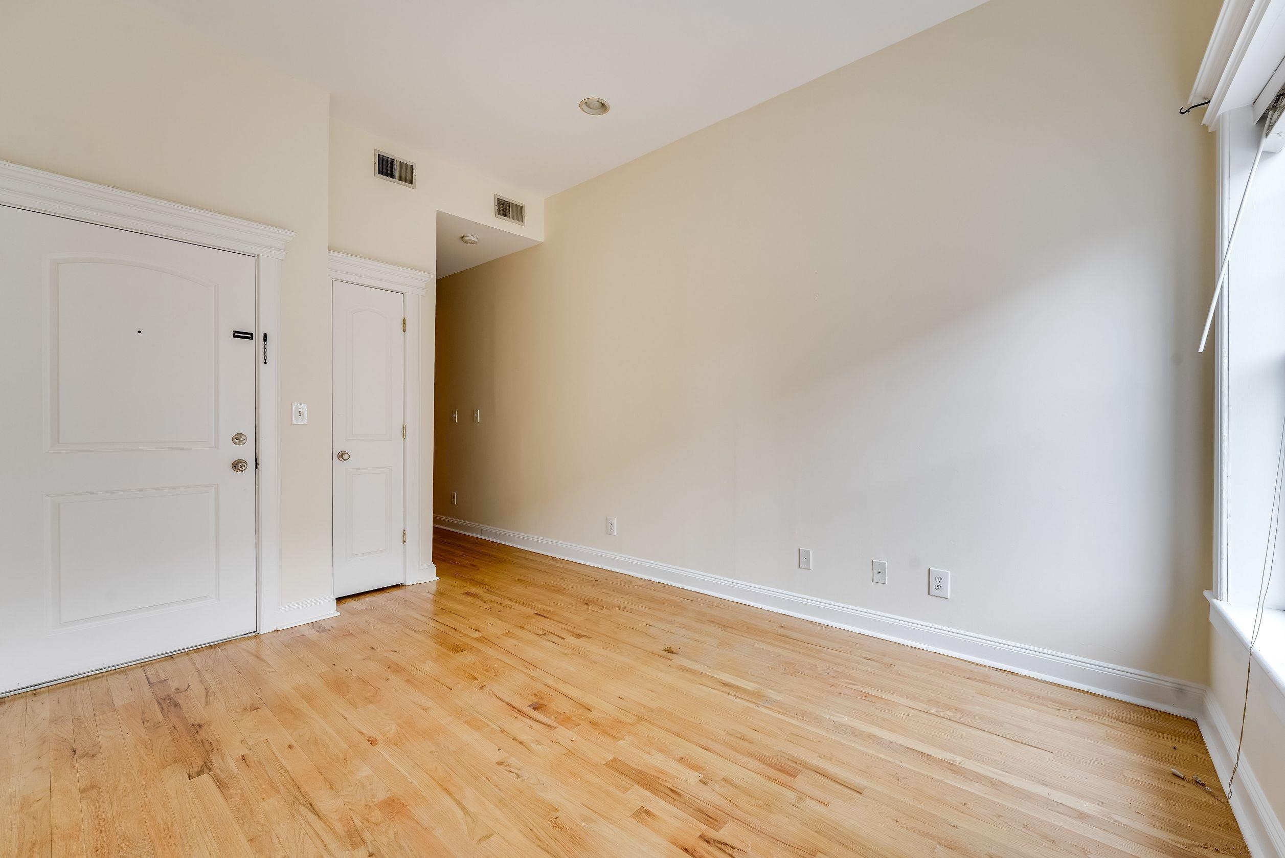 Residential Lease in JC, Downtown 5