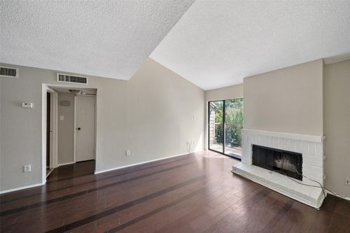 apt-298-10053 Westpark Dr, Houston, TX, 77042-5920 | Card Image