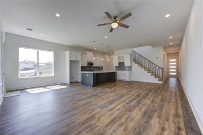 4914 Lavender Street, House other with 3 bedrooms, 2 bathrooms and null parking in Houston TX | Image 3