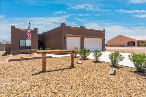7774 S Calle Del Media, Mohave Valley, AZ, 86440-8629 | Card Image