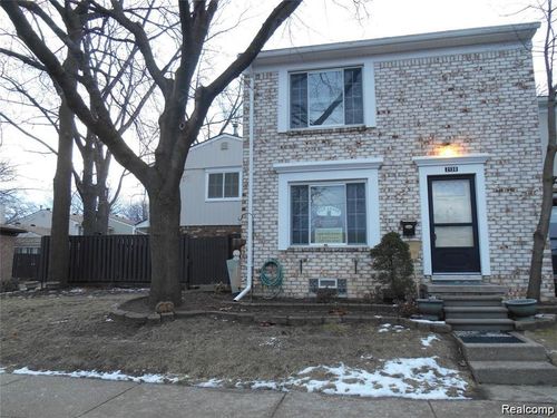 4-2130 Wickham St, Royal Oak, MI, 48073-1160 | Card Image
