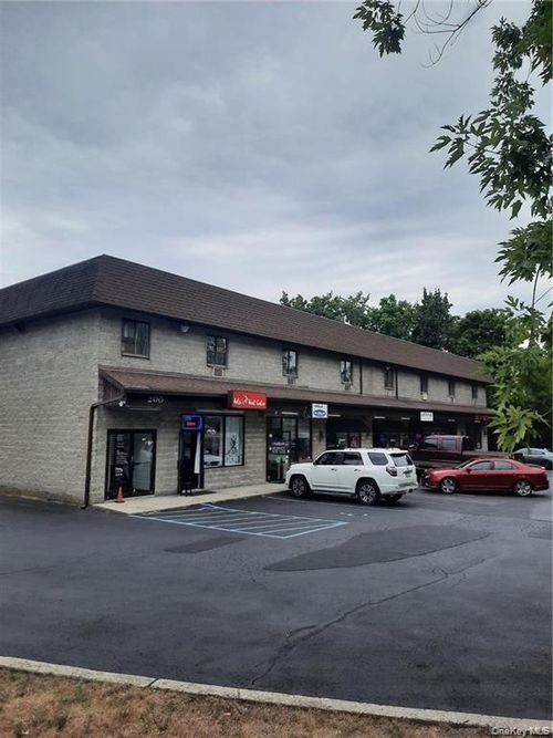 214-200 Route 32, Central Valley, NY, 10917-3663 | Card Image