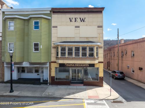 100 E Centre St, Mahanoy City, PA, 17948-2769 | Card Image