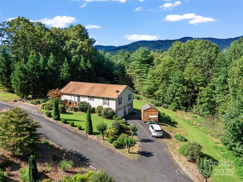 282 Sourwood Dr, Spruce Pine, NC, 28777-8500 | Card Image