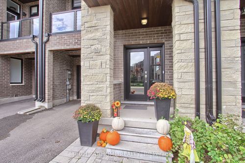 14 Pageant Ave, Woodbridge, ON, L4H4R3 | Card Image