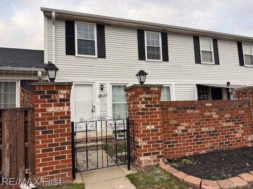39485 Heatherheath Dr, Clinton Township, MI, 48038-2644 | Card Image