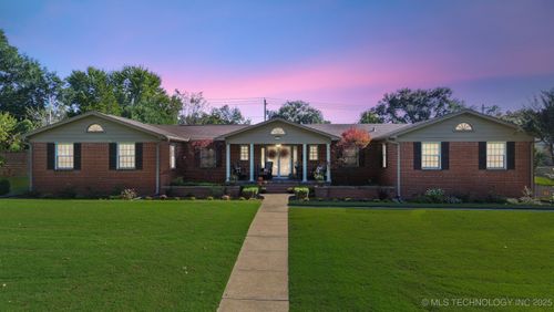 1300 E 7th St, Okmulgee, OK, 74447-4722 | Card Image