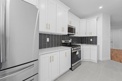 346 Van Siclen Ave, Brooklyn, NY, 11207-4323 | Card Image