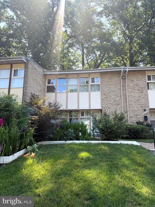 4429 Forest Glen Ct, ANNANDALE, VA, 22003-4839 | Card Image