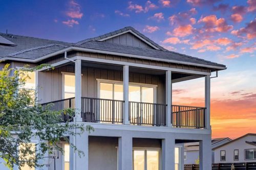 2466 Shore Vis, Fairfield, CA, 94533-7259 | Card Image