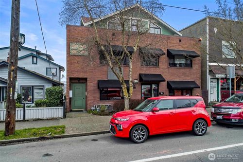 6512 Phinney Ave N, Seattle, WA, 98103-5245 | Card Image