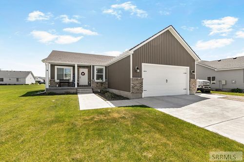 3716 Ventura Ave, Idaho Falls, ID, 83401-1562 | Card Image