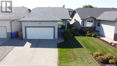 2742 Windsor Park Rd, House other with 4 bedrooms, 3 bathrooms and null parking in Regina SK | Image 2