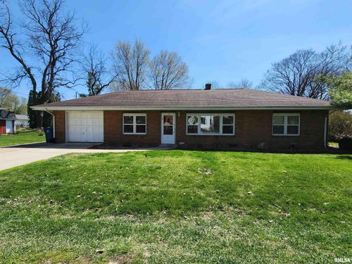204 E Saint Louis St, Minier, IL, 61759-7606 | Card Image