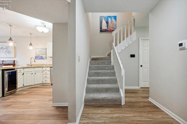 608 Monument Vw, Condo with 2 bedrooms, 3 bathrooms and 1 parking in Marblehead OH | Image 13