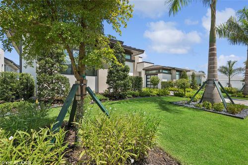 10411 Via Parma Way, MIROMAR LAKES, FL, 33913-9730 | Card Image