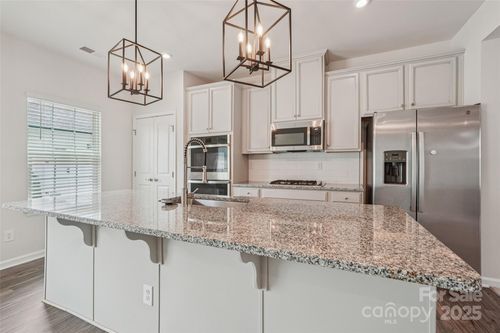 5037 Patton Dr, Gastonia, NC, 28056-0046 | Card Image