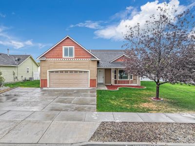 798 Gregory Way, House other with 3 bedrooms, 3 bathrooms and 2 parking in Twin Falls ID | Image 1