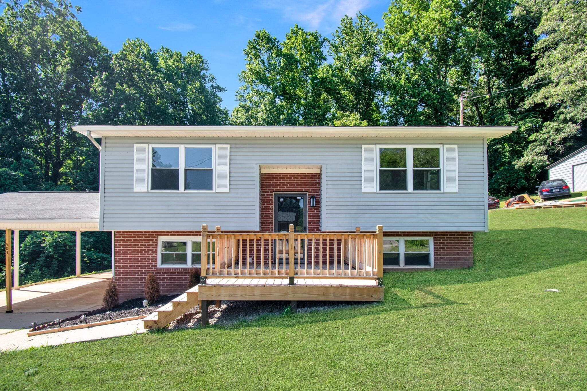 Residential in Rockwood 4