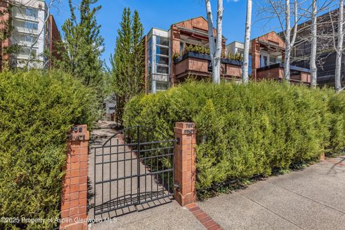 708 E Hyman Ave, Aspen, CO, 81611-2080 | Card Image
