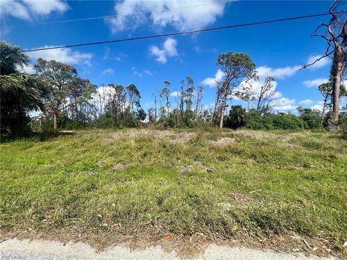 5 Pine Valley Ct, ROTONDA WEST, FL, 33947-2186 | Card Image