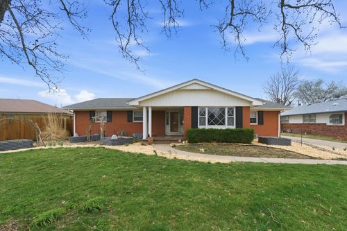 1611 N Athenian Ave, Wichita, KS, 67203-1511 | Card Image