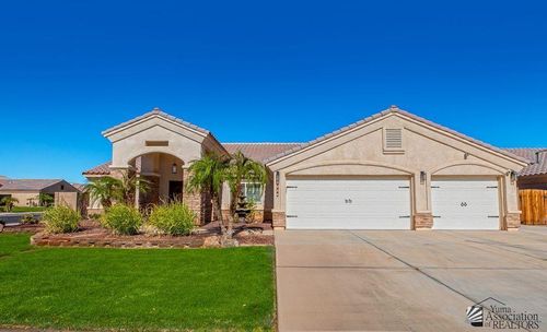 5826 E 39th St, Yuma, AZ, 85365-2622 | Card Image