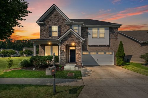 1872 Stonewater Dr, Hermitage, TN, 37076-3596 | Card Image