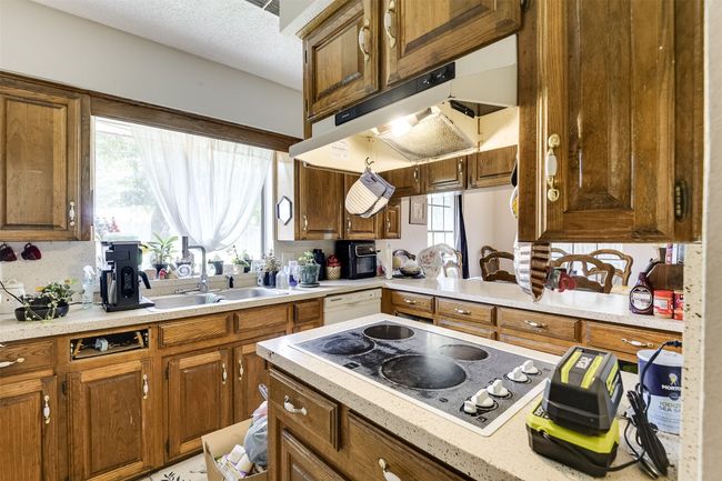 202 Pecan Creek St, House other with 3 bedrooms, 2 bathrooms and null parking in Red Oak TX | Image 12