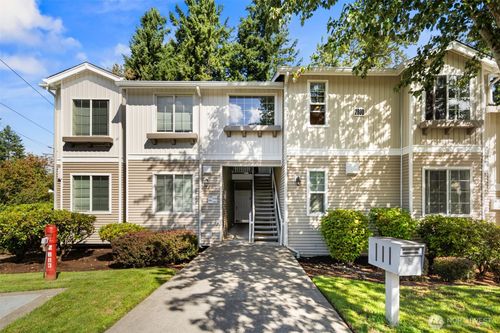 unit-2133-2800 Se 8th St, Renton, WA, 98058-4422 | Card Image