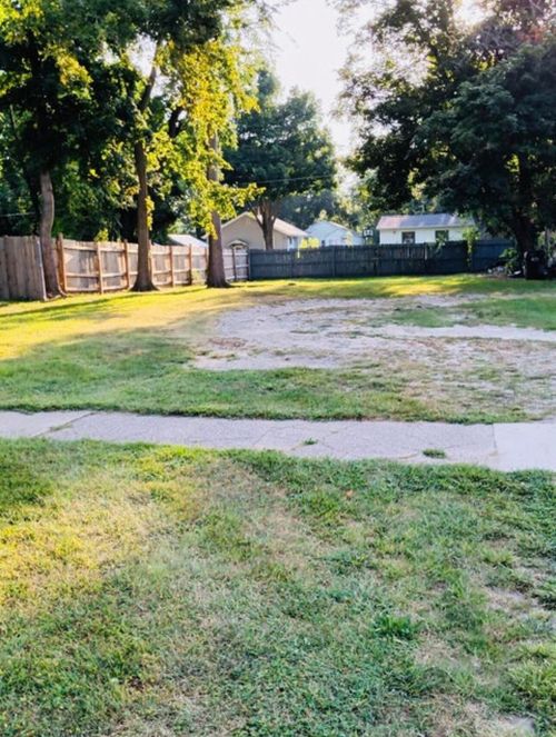 1145 Broadway, Benton Harbor, MI, 49022-5508 | Card Image