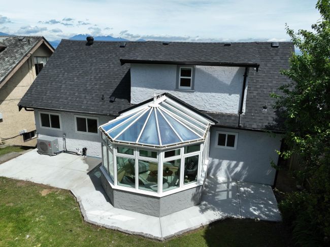 3337 Quesnel Drive, House other with 6 bedrooms, 4 bathrooms and null parking in Vancouver BC | Image 4