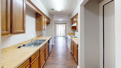 722 Prairie Creek Dr, Princeton, TX, 75407-6511 | Card Image