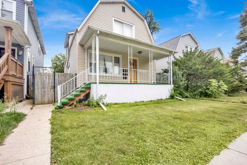 5037 W Winona St, Chicago, IL, 60630-2317 | Card Image