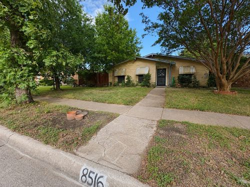 8516 Londonderry Ln, Dallas, TX, 75228-5441 | Card Image