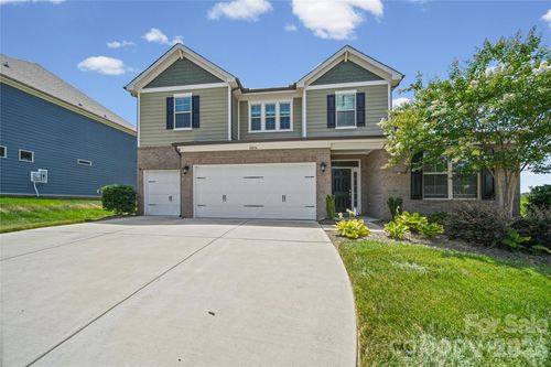10054 Carousel Corral Dr, Midland, NC, 28107-9555 | Card Image