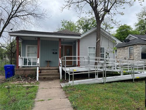 1820 Live Oak Avenue, Waco, TX, 76708 | Card Image