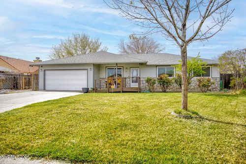 521 Meadow Glen Dr, Fallon, NV, 89406-5749 | Card Image
