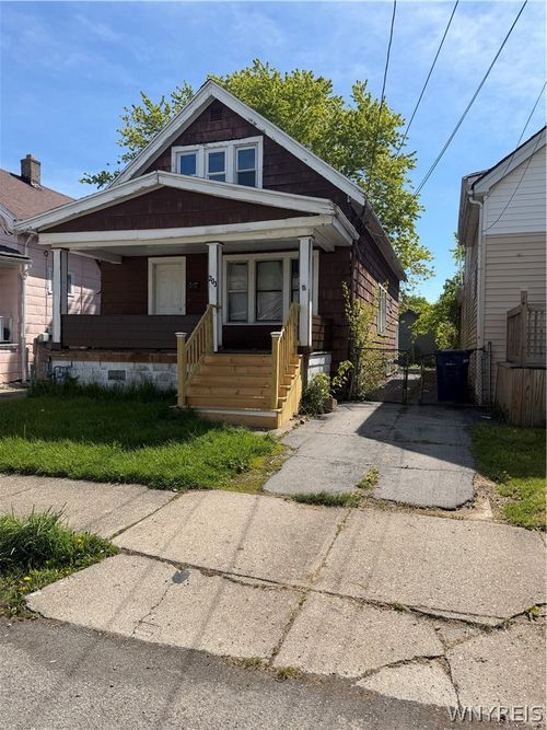 203 Roslyn St, Buffalo, NY, 14215-3933 | Card Image