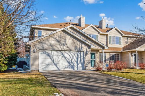 29 Landau Alcove, Woodbury, MN, 55125-1596 | Card Image