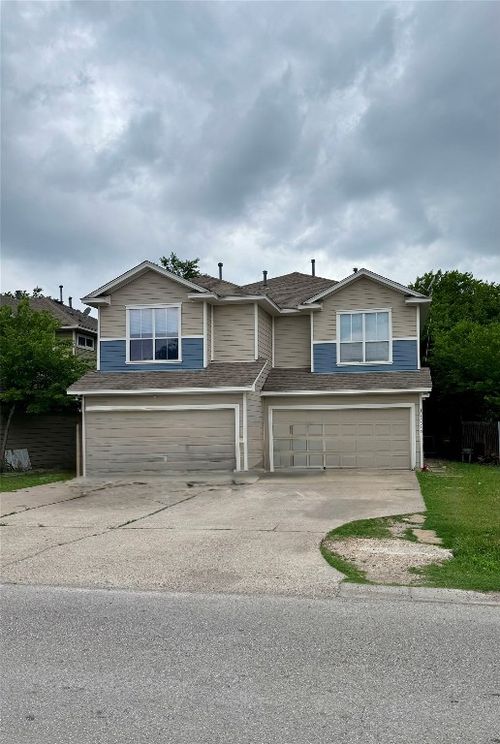 b-10608 Plains Trl, Austin, TX, 78758-4820 | Card Image
