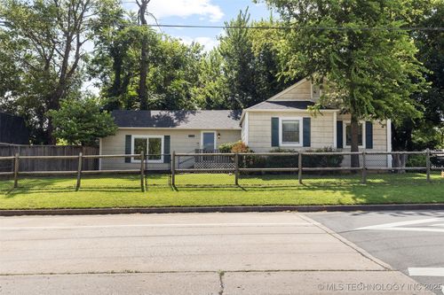 2236 Pittsburg Ave, Tulsa, OK, 74114-1953 | Card Image