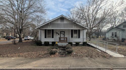 812 N Central Ave, Humboldt, TN, 38343-3720 | Card Image